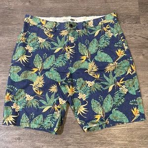 OLD NAVY Mens Shorts Size 36